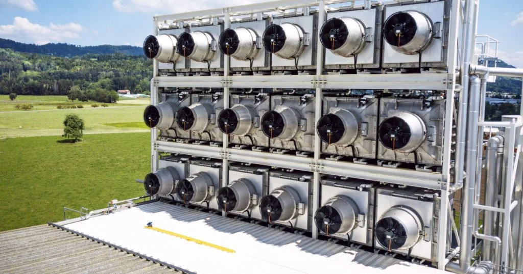Installation de captage de carbone pour compenser les émissions de CO2.